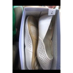 Beautiful satin bridal/wedding flats